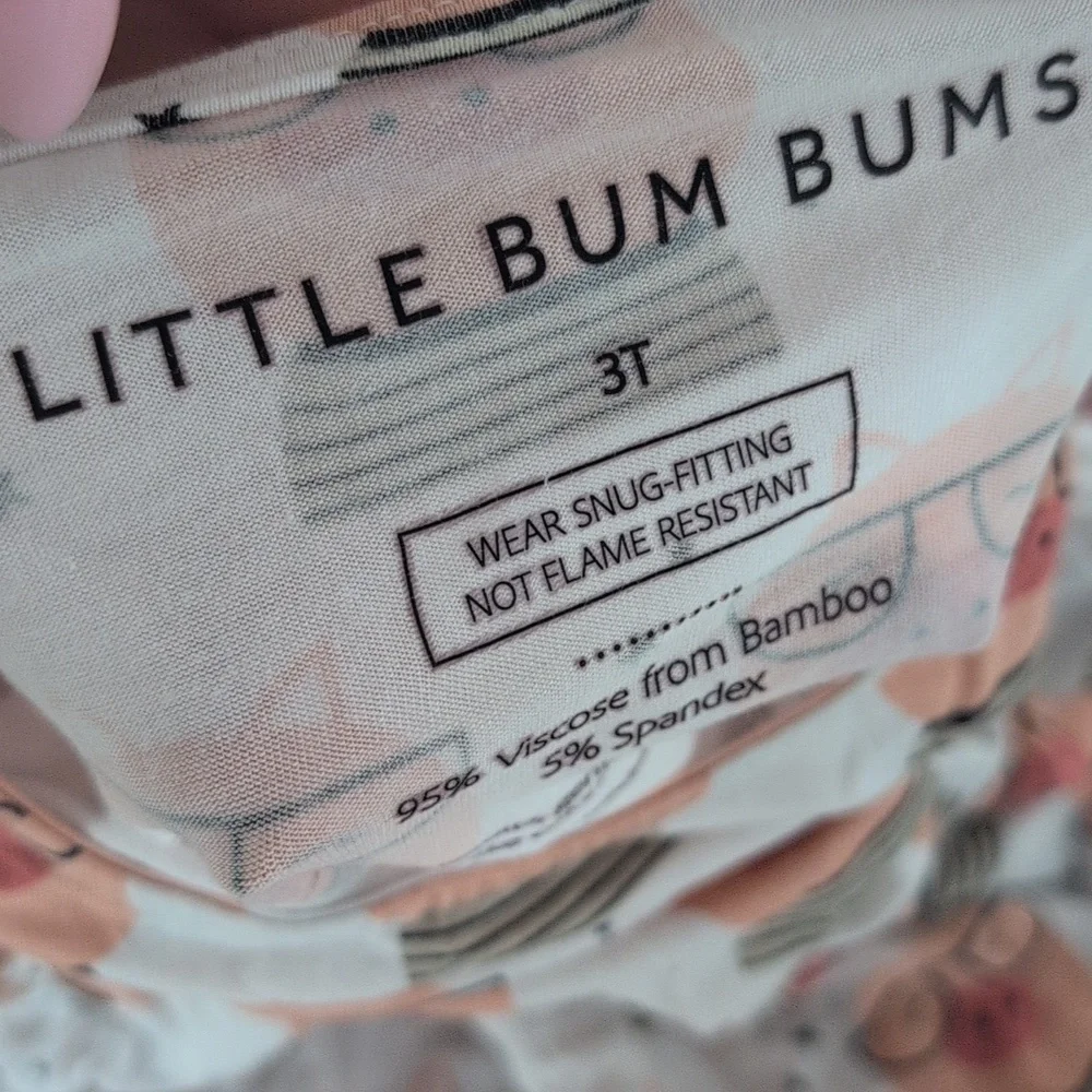 LITTLE BUM BUMS Adorable Pink and White Kids Pajama Set 3T